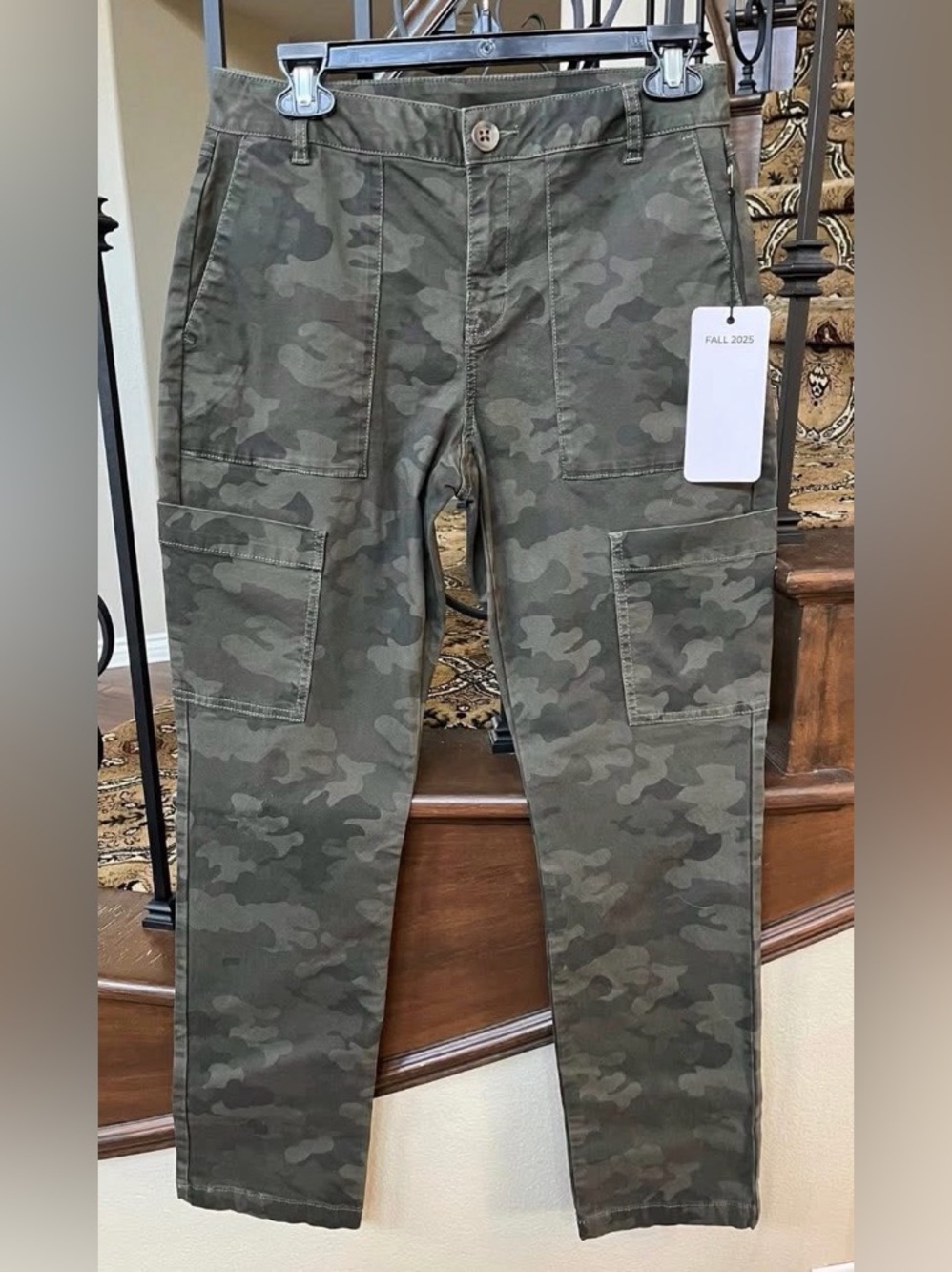 cabi #6694 Amelia Pant. NWT. Size 4. Retail - $149. Camo.